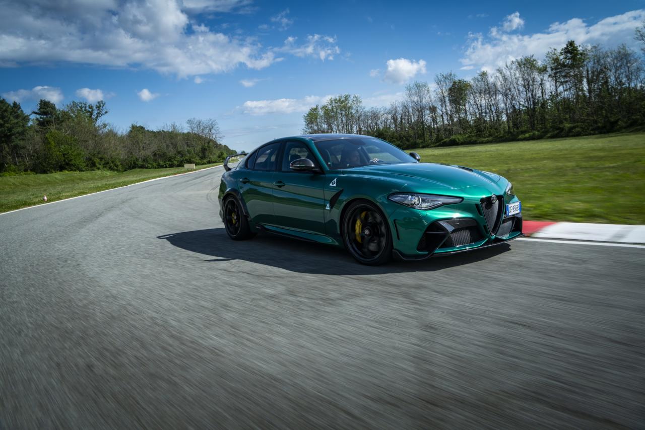 Alfa Romeo Giulietta Green