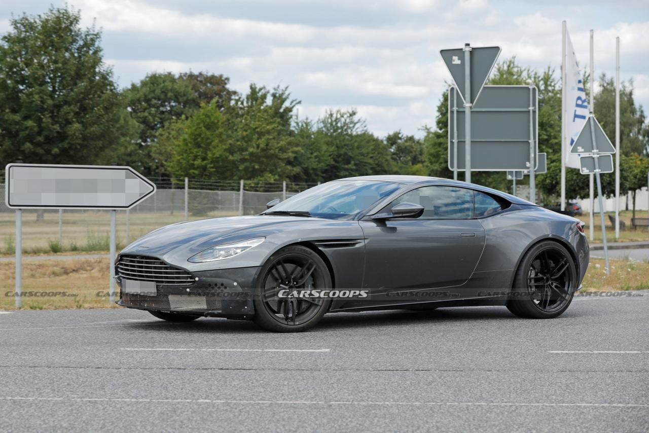 Aston martin db12 2023