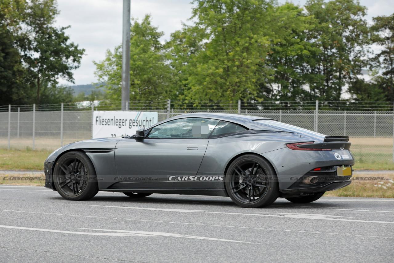 Aston martin db12 2023